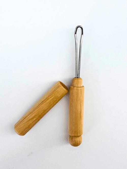 <b>CURE-OREILLE REUTILISABLE</b>- Couleur bois